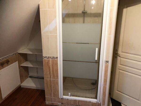 douche avec porte